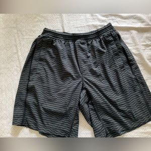 Mens Lululemon 9" Pace Breaker Short